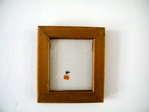 cinq cailloux / feutres, 8 x 11 cm, 2012.